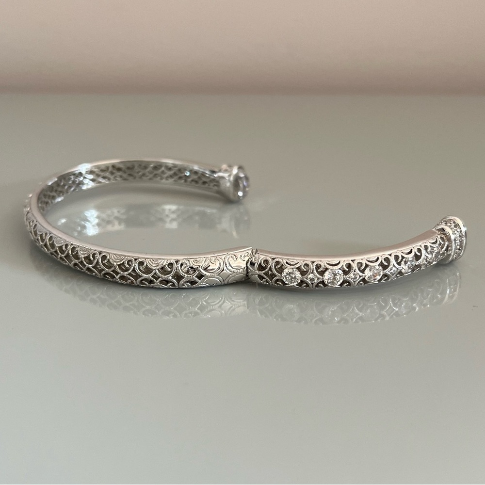 Tacori 925 Sterling Silver CZ Hinged Bracelet - Picture 8 of 12
